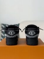 LOUIS VUITTON TRAINER SNEAKERS - Image 3