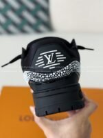 LOUIS VUITTON TRAINER SNEAKERS - Image 4