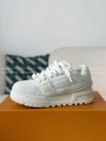 LOUIS VUITTON TRAINER SNEAKERS - Image 14