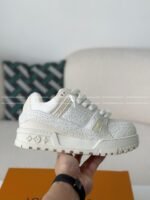 LOUIS VUITTON TRAINER SNEAKERS - Image 12