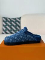 LOUIS VUITTON SANDALS - Image 4