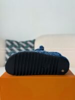 LOUIS VUITTON SANDALS - Image 5