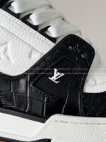 LOUIS VUITTON TRAINER SNEAKERS - Image 5