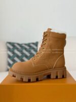 LOUIS VUITTON RANGER LEATHER ANKLE BOOTS - Image 10