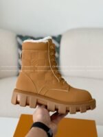 LOUIS VUITTON RANGER LEATHER ANKLE BOOTS - Image 8