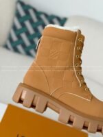 LOUIS VUITTON RANGER LEATHER ANKLE BOOTS - Image 7