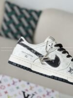 Louis Vuitton x Nike Dunk Casual Sneakers - Image 9