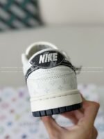 Louis Vuitton x Nike Dunk Casual Sneakers - Image 4