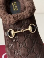 Gucci Toe-Covering Slippers - Image 6