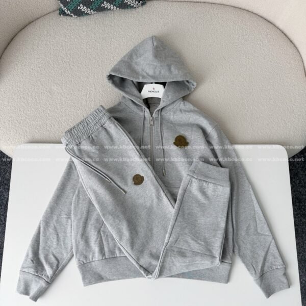 Moncler ss25 Solid Color Casual Sports Suit