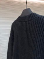 Prada intarsia chunky knit wool cardigan sweater - Image 17