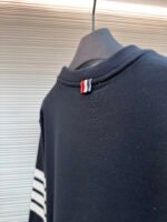 ThomBrowne four-stripe crewneck sweatshirt - Image 16