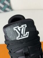 LOUIS VUITTON TRAINER SNEAKERS - Image 7