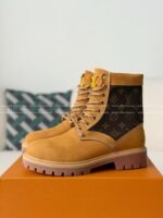 LOUIS VUITTON RANGER LEATHER ANKLE BOOTS - Image 2