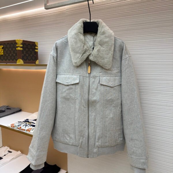 Louis Vuitton SKI Ski Collection Fur Collar Jacket