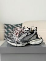 Balenciaga 3XL Low-Top Dad Shoes - Image 2