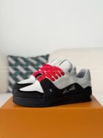 LOUIS VUITTON TRAINER SNEAKERS - Image 2