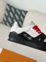 LOUIS VUITTON TRAINER SNEAKERS - Image 11