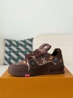 LOUIS VUITTON TRAINER SNEAKERS - Image 4