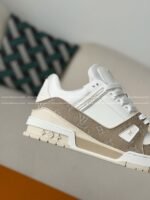 LOUIS VUITTON TRAINER SNEAKERS - Image 11