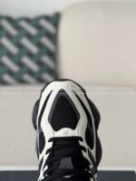 New Balance NB 9060 Sneakers - Image 11