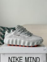 Nike Mind 002 Training Shoes