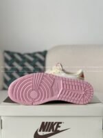 Nike AirJordan1 x TravisScott AJ Low - Image 5