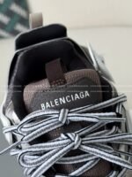 Balenciaga Track 1.0 track led Trainers - Image 9