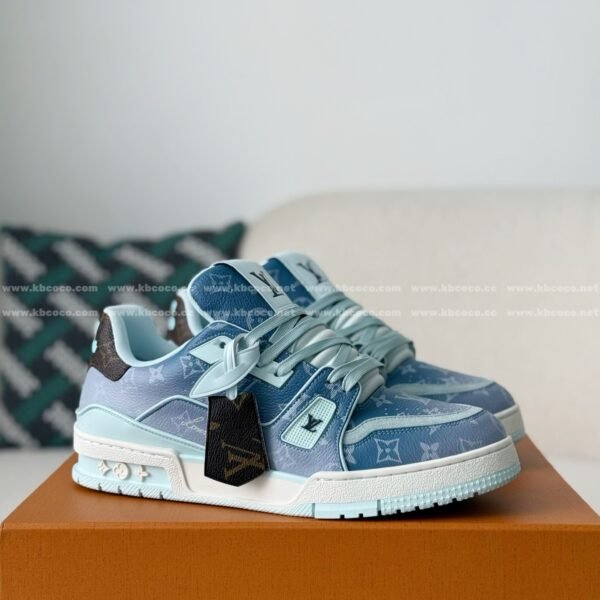 LOUIS VUITTON TRAINER SNEAKERS