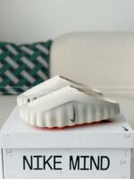 Nike Mind 001 Recovery Slide Closed-Toe Slippers - Image 2