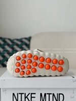 Nike Mind 001 Recovery Slide Closed-Toe Slippers - Image 13