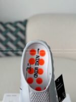 Nike Mind 001 Recovery Slide Closed-Toe Slippers - Image 10