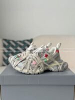 Balenciaga 3XL Extreme Lace Low-Top Dad Shoes - Image 2