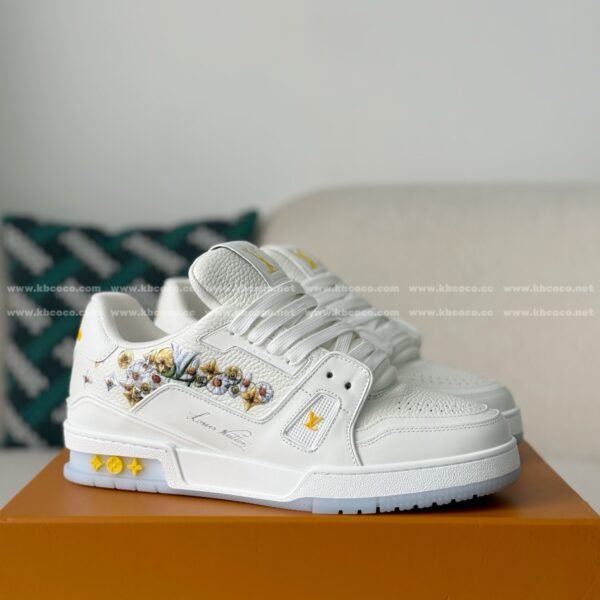 LOUIS VUITTON TRAINER SNEAKERS