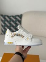LOUIS VUITTON TRAINER SNEAKERS - Image 6