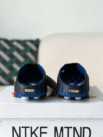 Nike Mind 001 Recovery Slide Closed-Toe Slippers - Image 3