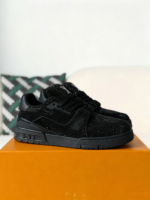 LOUIS VUITTON TRAINER SNEAKERS