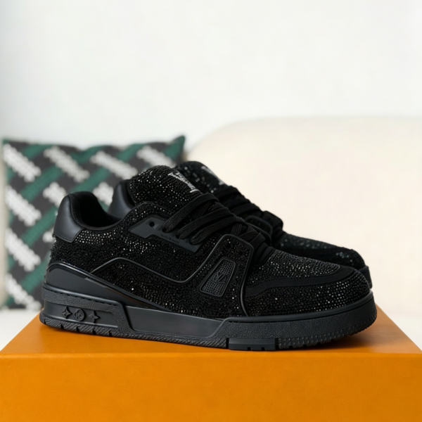 LOUIS VUITTON TRAINER SNEAKERS