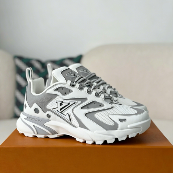LOUIS VUITTON RUNNER TATIC SNEAKERS