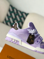 LOUIS VUITTON TRAINER SNEAKERS - Image 10