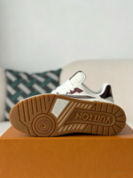 LOUIS VUITTON TRAINER SNEAKERS - Image 4