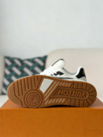 LOUIS VUITTON TRAINER SNEAKERS - Image 5