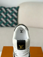 LOUIS VUITTON TRAINER SNEAKERS - Image 8