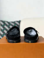 LOUIS VUITTON SANDALS - Image 3