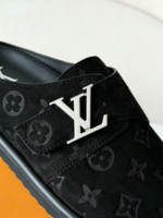 LOUIS VUITTON SANDALS - Image 11