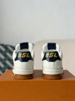 LOUIS VUITTON TRAINER SNEAKERS - Image 3
