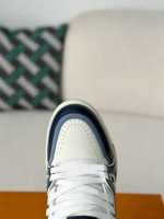 LOUIS VUITTON TRAINER SNEAKERS - Image 9