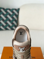 LOUIS VUITTON TRAINER SNEAKERS - Image 7