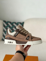 LOUIS VUITTON TRAINER SNEAKERS - Image 4