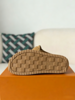 LOUIS VUITTON SANDALS - Image 5
